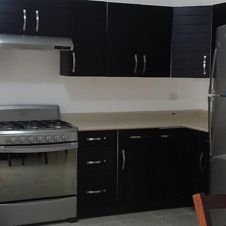 Monterrey Mexico Suites Buitenkant foto